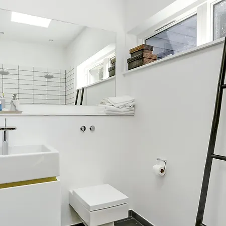 Dom wakacyjny Indoor And Outdoor Life In Simple Design Gem *