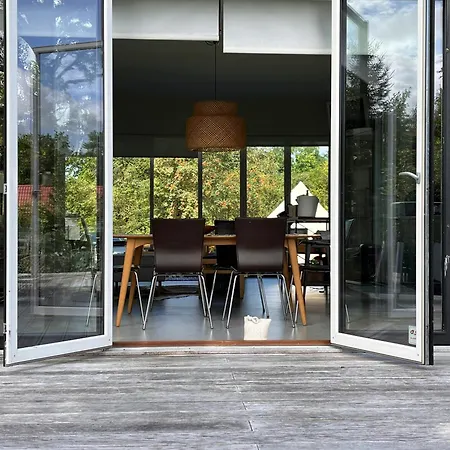 Indoor And Outdoor Life In Simple Design Gem *